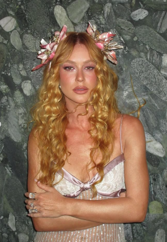 Carnaval 2026 rende looks icônicos entre as famosas;

Leia mais: cdlfm.com.br/carnaval-2026-…