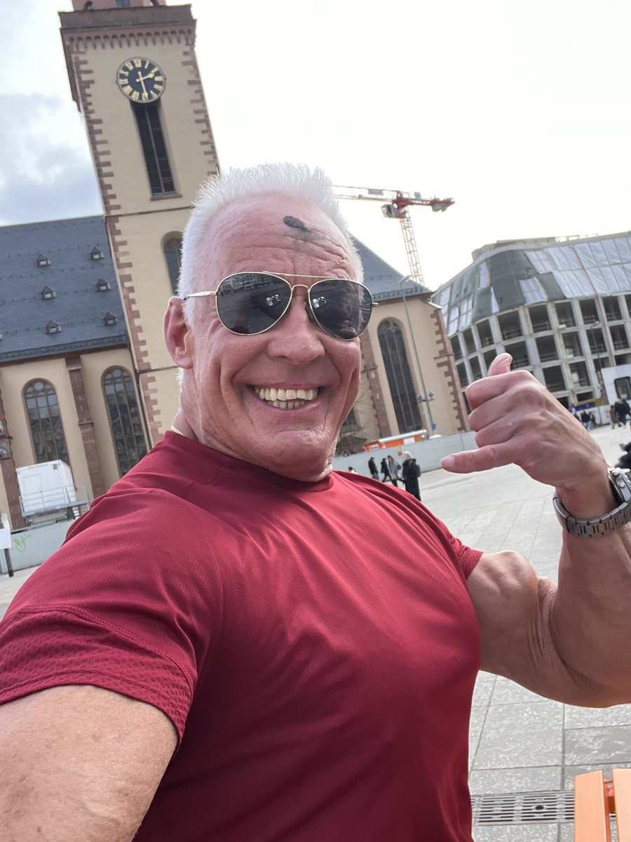 Bahnbabo tweet media