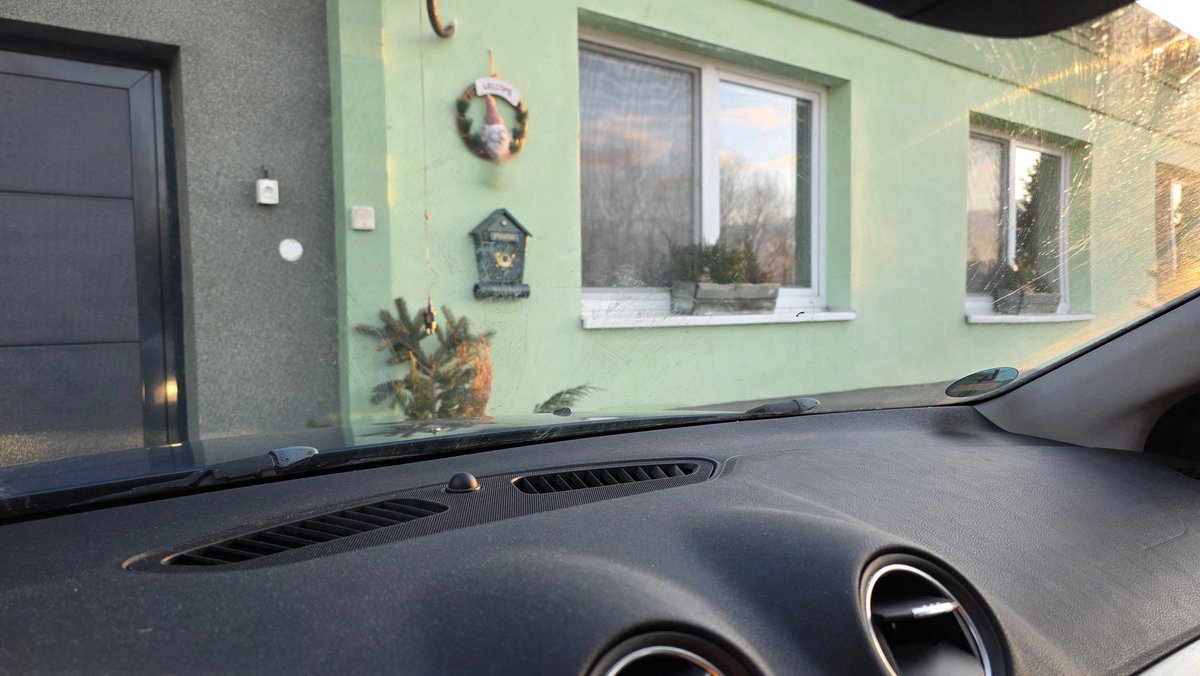 𝓒𝓱𝔂𝓽𝓻𝔂́ 𝓜𝓲𝓻𝓮𝓴 🧐 tweet media