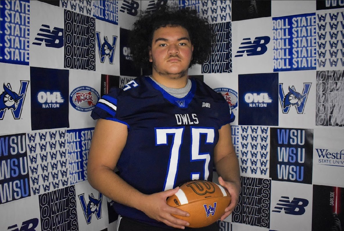 lureanntav75's tweet photo. Had a great time on campus with my official visit with Westfield State University. I’d like to thank the coaches for having me‼️ #goowls #recruitlife https://t.co/EDj52B0jZY