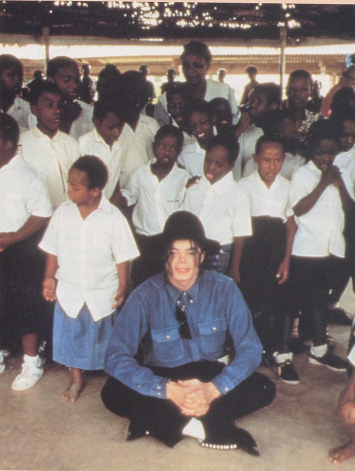 ☆February 18,1992-Michael Jackson is in Tanzania and visits a school for the mentally handicapped (children with cerebral palsy) in Sinza.