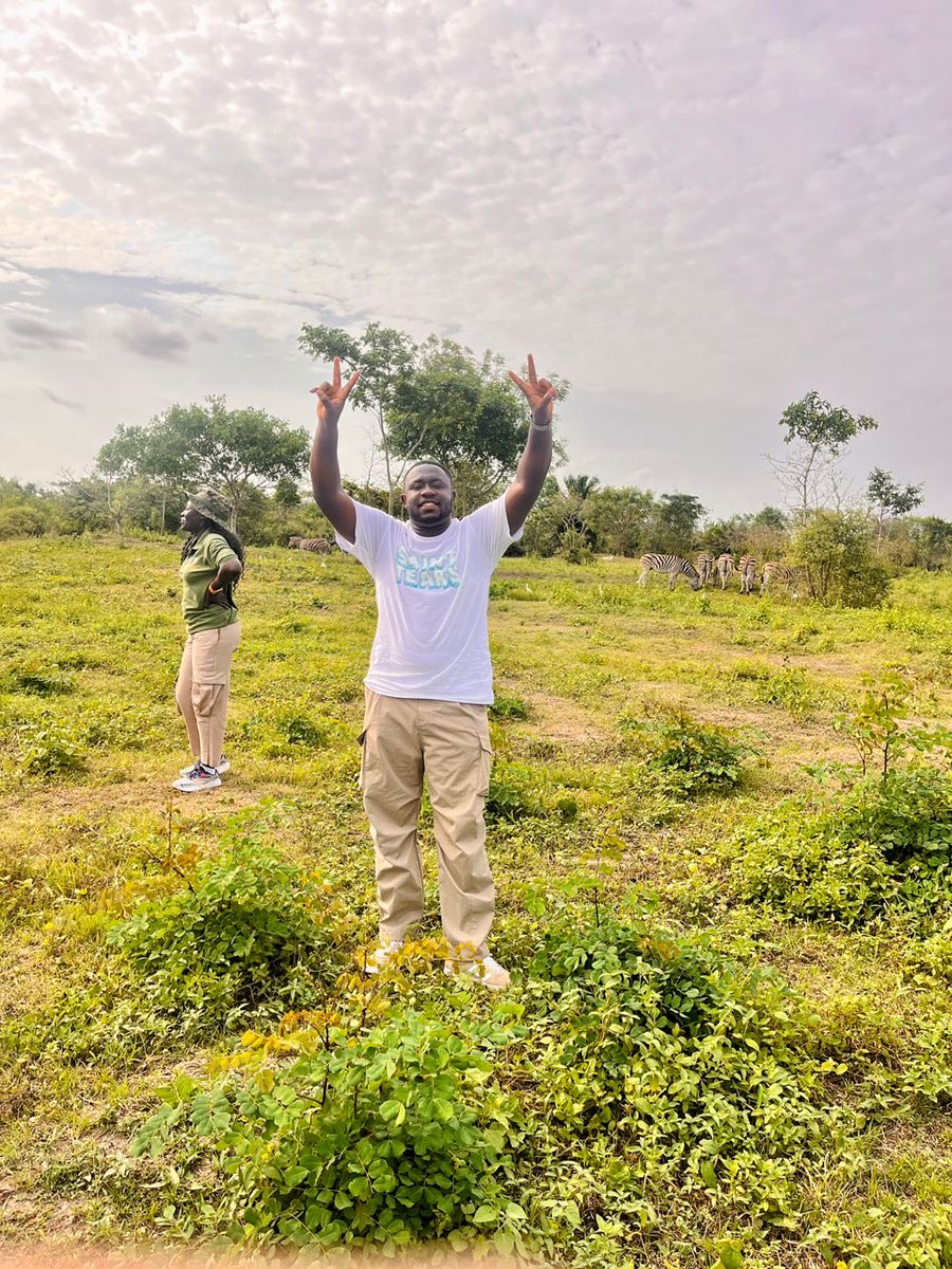 ExpressmedH's tweet photo. NETWORKING RETREAT 
====================

We had an amazing time at the Orange Connect &amp; Fidelity Bank networking retreat held at Crown Forest, Gomoa.

The retreat brought entrepreneurs together for meaningful connections, reflection, and growth.
 Onward with renewed energy 💪🏾 https://t.co/mGHwYV3IN2