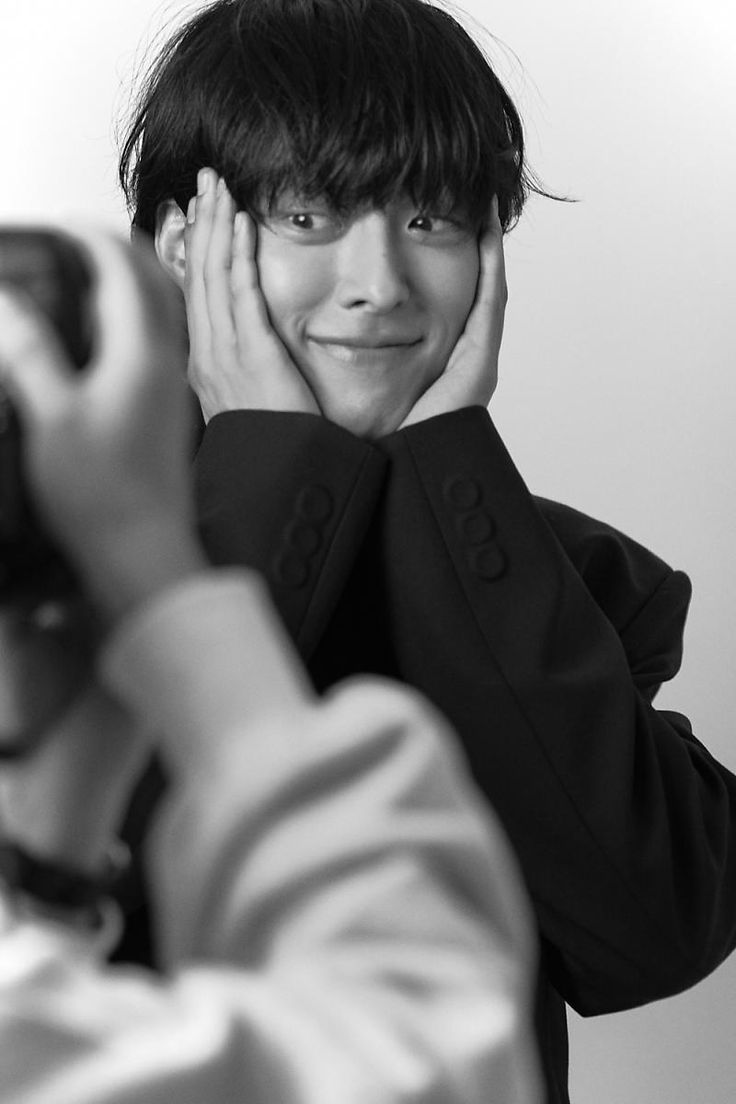 itboyjunhee's tweet image. Tem muita gente nova por aqui e por isso vou fazer aquele rolê de 1 like 1 fato sobre mim!

Você também pode mandar pergunta de gente normal no meu #tellonym : tellonym.me/itboyjunhee