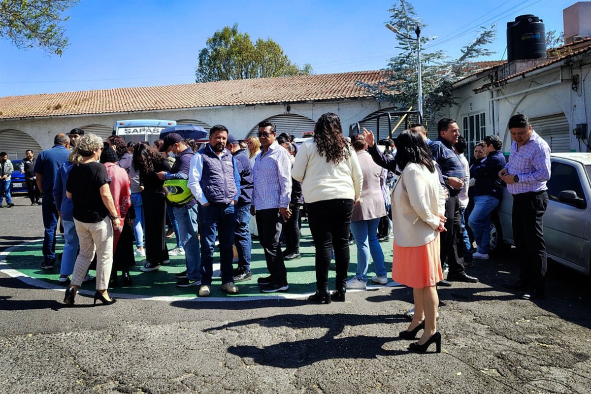 AtizapanZSAPASA's tweet photo. Este Organismo participa en el #PrimerSimulacro por #Sismo 2026 siguiendo los protocolos establecidos por Protección Civil y las autoridades correspondientes. 💧
#LaPrevenciónHaceLaFuerza
#SigamosCreciendo
(1/2) https://t.co/6zACdfAwEZ