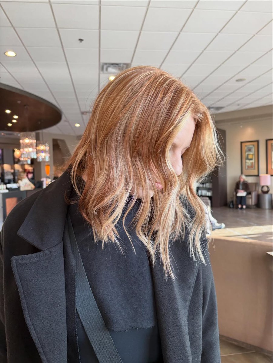 Mitchell's Salon tweet media