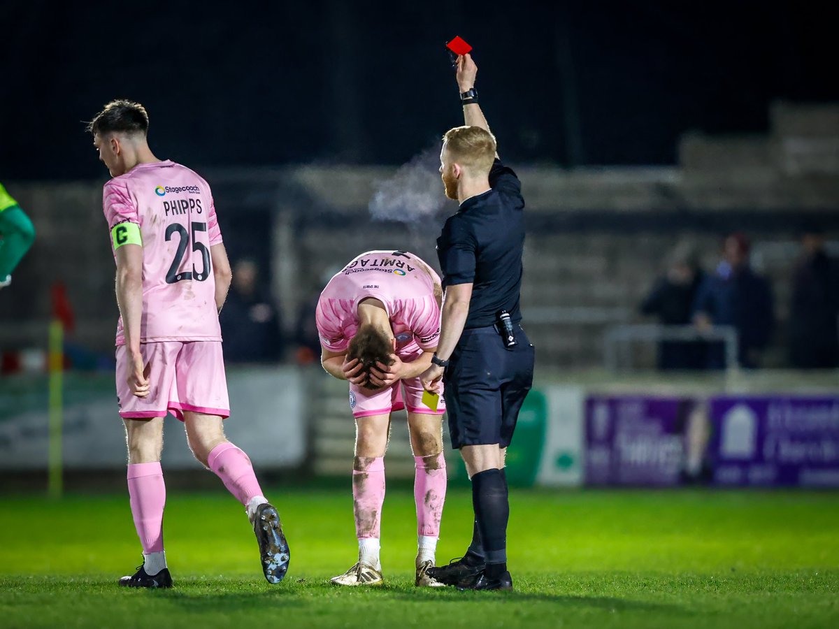 Lydia & Nick tweet media