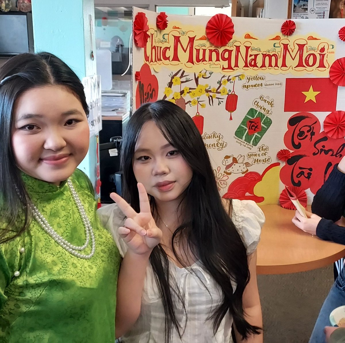 StudyUSAcom tweet media