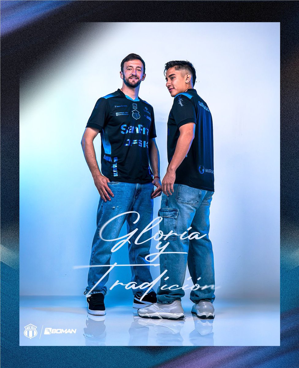 KiriSports's tweet photo. ¡MACARÁ PRESENTA SU CAMISETA ALTERNA 2026! 👕

Camiseta negra en casi su totalidad con detalles azules forman la nueva indumentaria de Boman para vestir al Ídolo de Ambato 2026.

¿Opiniones? Te leemos

#Macará #Camiseta #Boman #Ambato https://t.co/jvHYbWKdAK