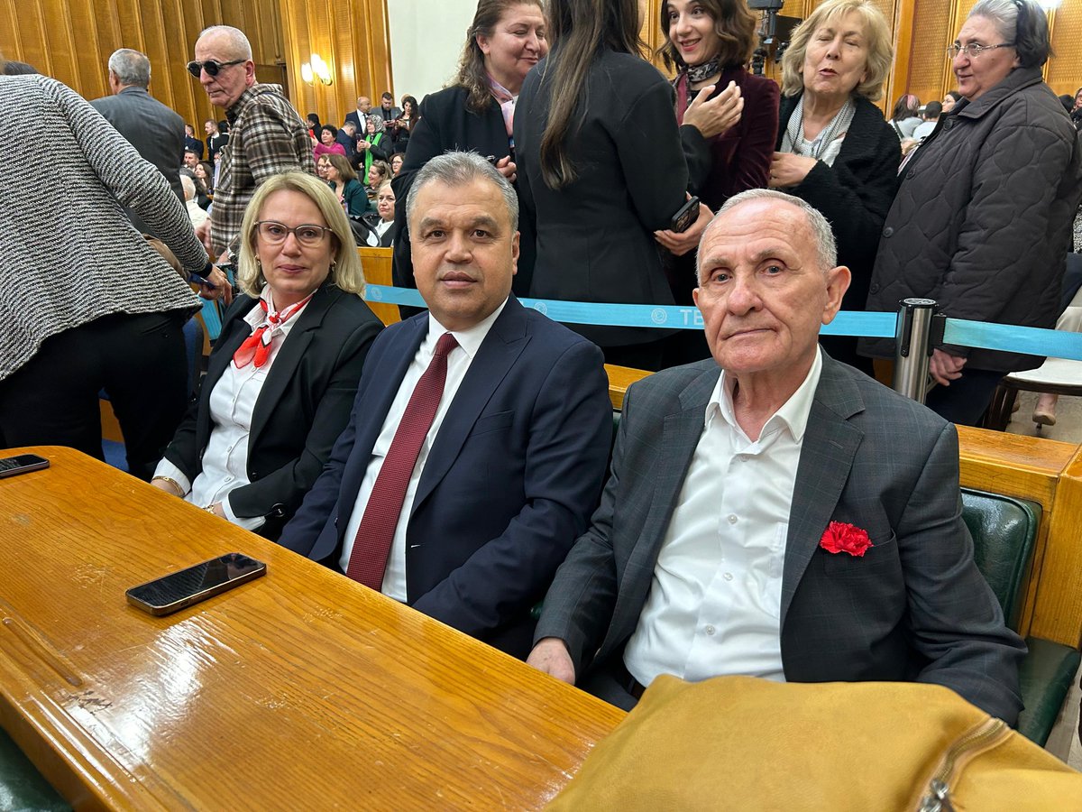 Genel Başkanımız sn. <a href="/eczozgurozel/">Özgür Özel</a> 'in grubumuz toplantısında konuşmalarını örgütümüz ile birlikte coşkuyla dinledik.
<a href="/herkesicinCHP/">CHP 🇹🇷</a>