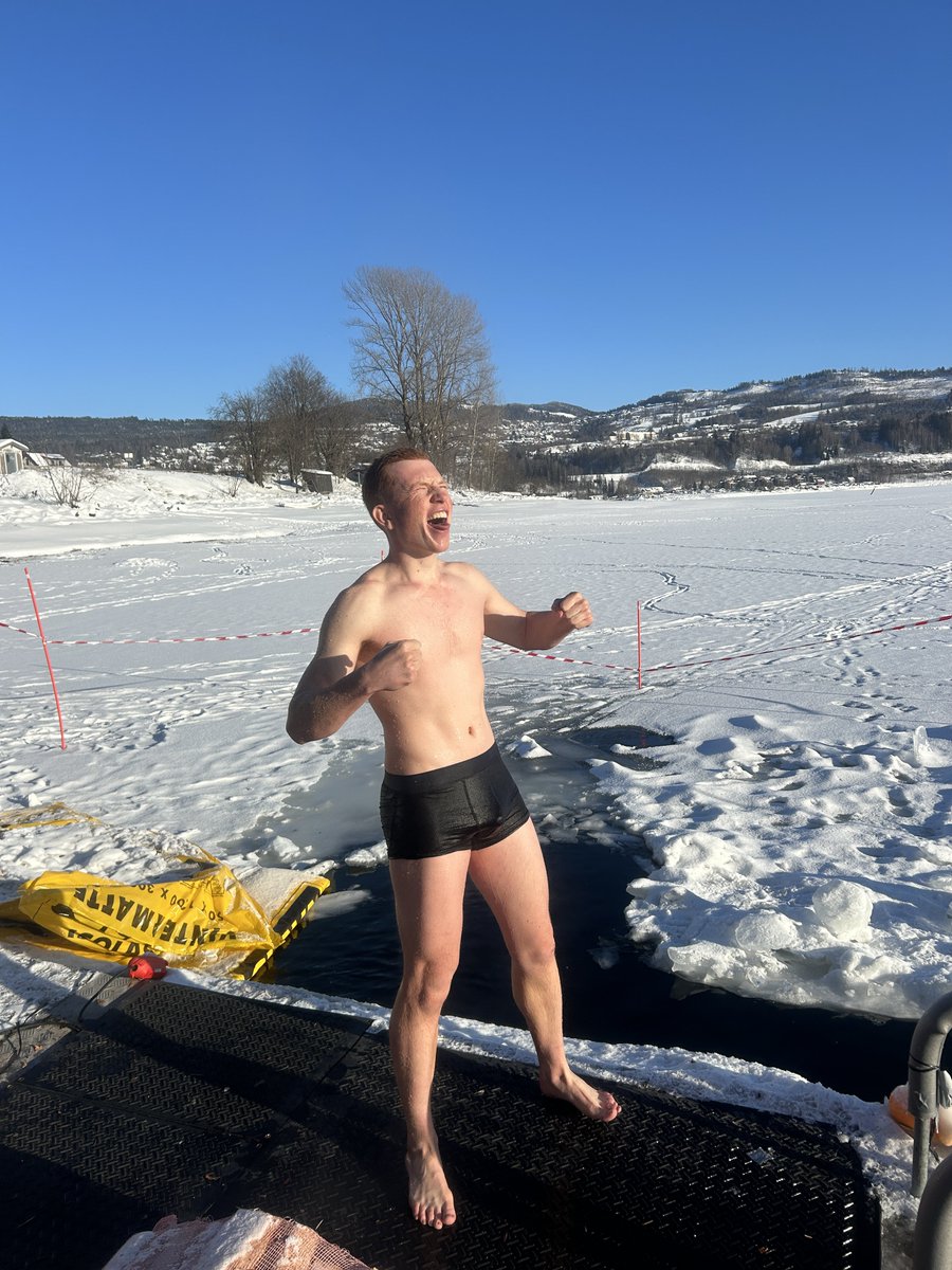 Alaska Ginger tweet media