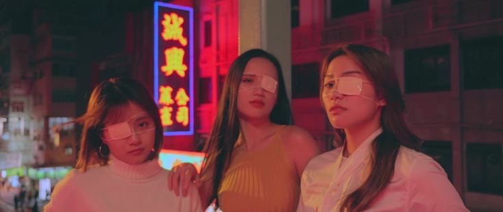 to all the loonas around the world