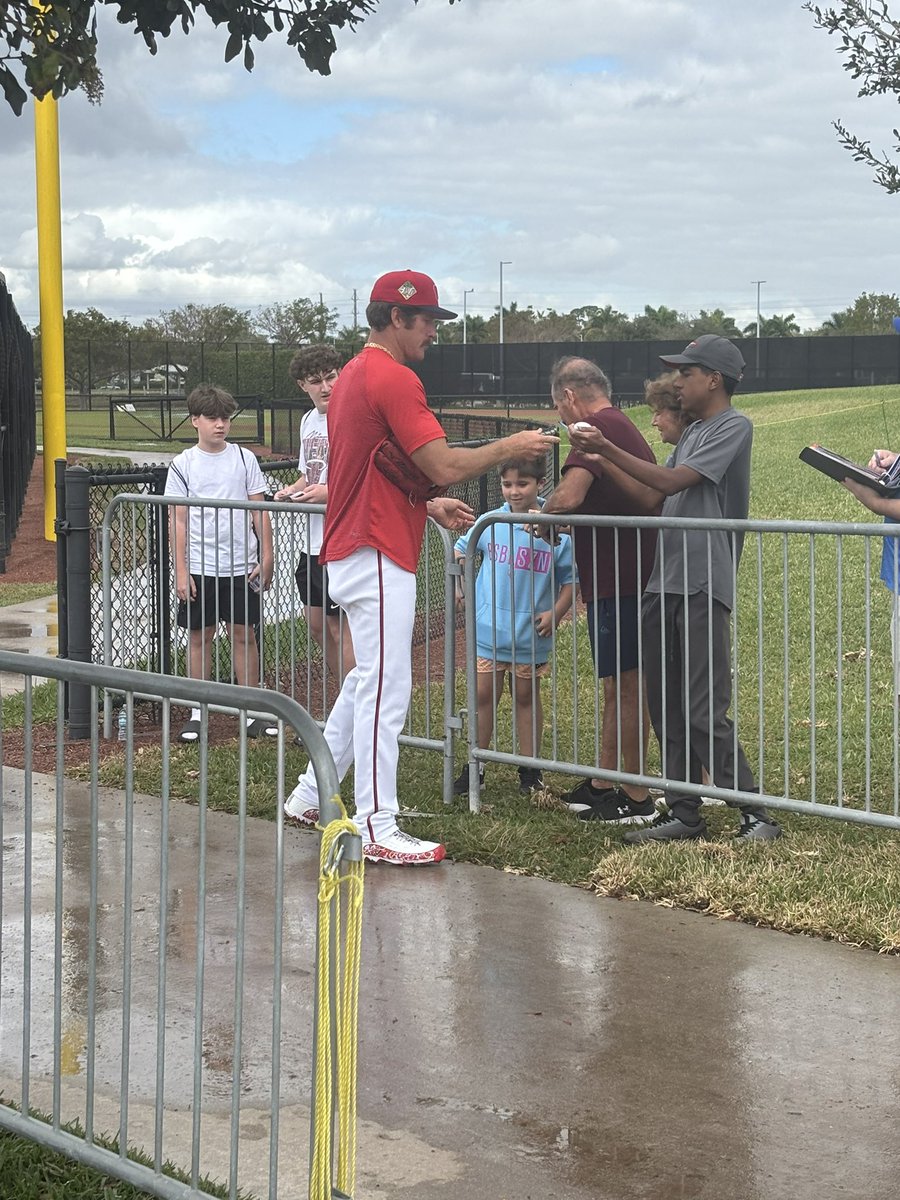 Mike Lockhart tweet media