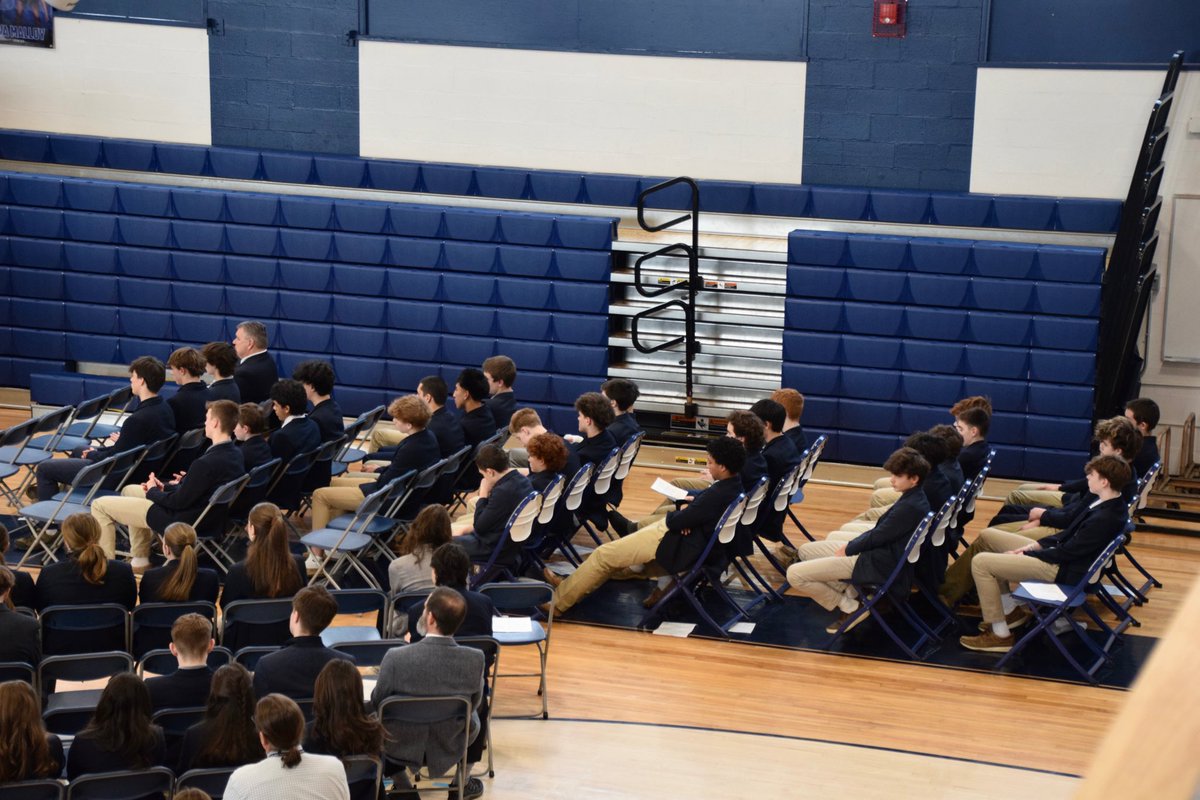 StThomasbbask's tweet photo. First day of Lent - School Mass celebration with Father Andrew - Ryan, Jack and Joe did a great job participating in the service with the rest of the team - ⚜️🏀
#saintspride  #luxintenebris @stalux @nhsportspage @jaypinceSMG @NHULSports @WMUR9_sports @nhhssports
 @Ball603NH https://t.co/1dcIObkO8Q