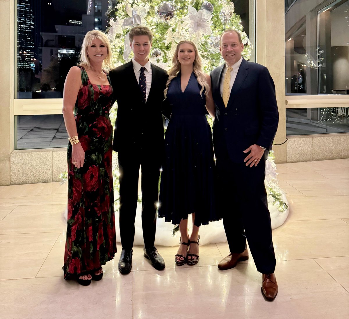 Jesuit Dallas tweet media