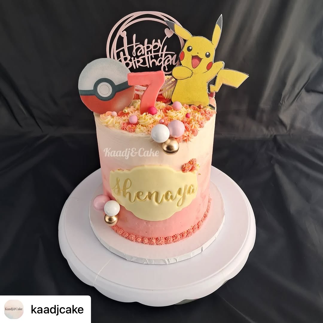 Deze prachtige Pokemon taart is gemaakt door Kaadjel van Kaadjcake. Ze versierde deze heerlijke taart met eetbare prints. 

#kaadjcake #cakeprint #pokemontaart #eetbareprint