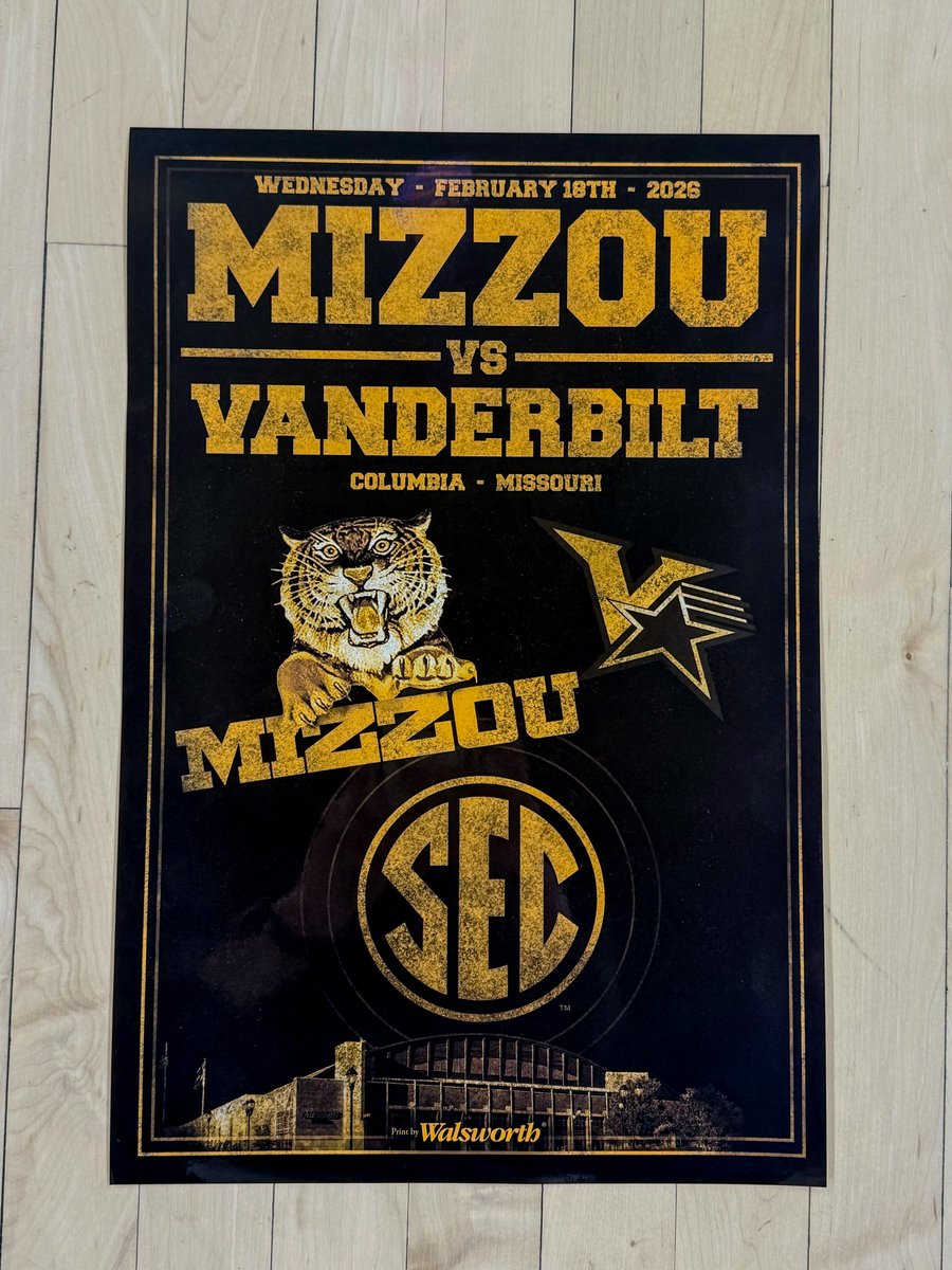Throwback Vibes 🤝 Specialty Poster

Attend tonight’s <a href="/MizzouHoops/">Mizzou Hoops</a> game vs. No. 19 Vanderbilt and head home with this specialty throwback poster!

🎟️: MUTigers.com/Vandy_Tix

#MIZ 🐯