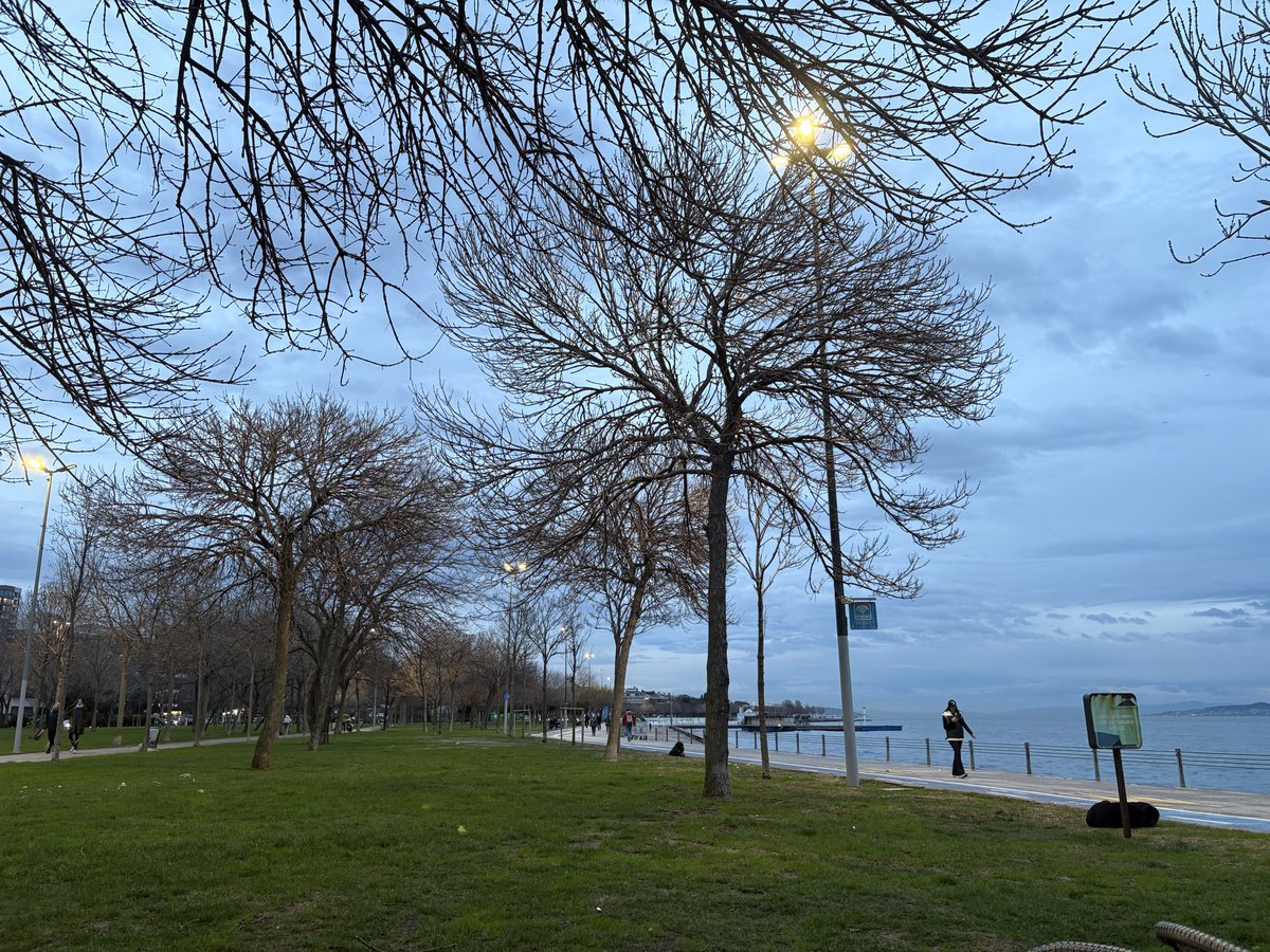 ‘’Allahım
   Göze
      Gönüle
           Ruha
             Hayır sevinç ve mutlulukla
    Ramazanı şifa vesilesi kıl..!’’
       #RamazanRuhunuYaşatmak