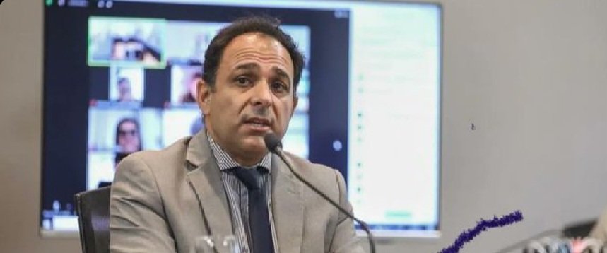 #Cordoba #corrupción 
EN EL GOBIERNO DE LA GORDA LLARYORA SI UN FISCAL GENERAL TIENE UN JUICIO POLITICO POR "MAL DESEMPEÑO, VIOLENCIA INSTITUCIONAL Y TRAFICO DE INFLUENCIAS" SE LO MANDA AL BANCO DE CORDOBA
