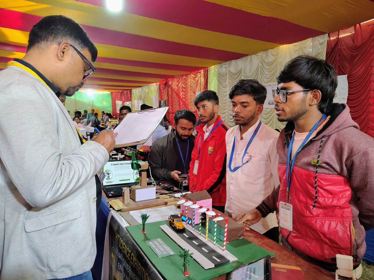behalagovpoly's tweet photo. Students from Behala Government Polytechnic participated in All Bengal Exhibition on Science &amp; Technology and Model competition held on and from 5th to 7th February 2026 at HIT campus #modelcompetition #UtkarshBangla #HIT https://t.co/4hdoi2H2o7