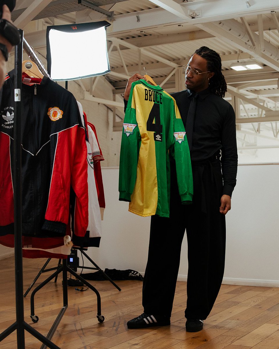 Lifejacketuk tweet media