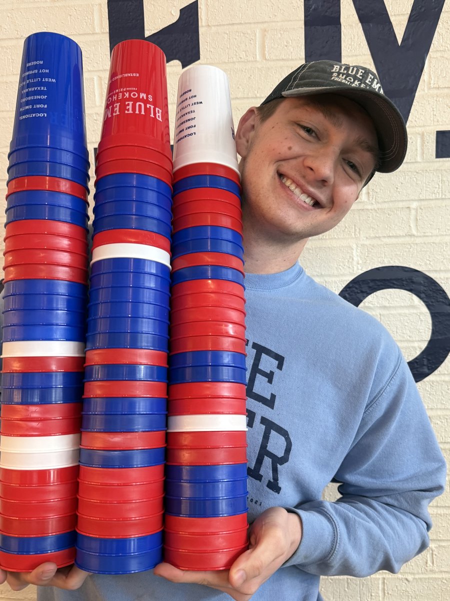 Our Blue Ember Cup Trade-In Day is next Monday, the 23rd — less than a week away! 🔥🥤
Start gathering those cups and bring them in to redeem FREE items:
• 10 cups = Free Small Ice Cream 🍦
• 20 cups = Free Side
• 30 cups = Free Pork or Chicken Sandwich 🍖