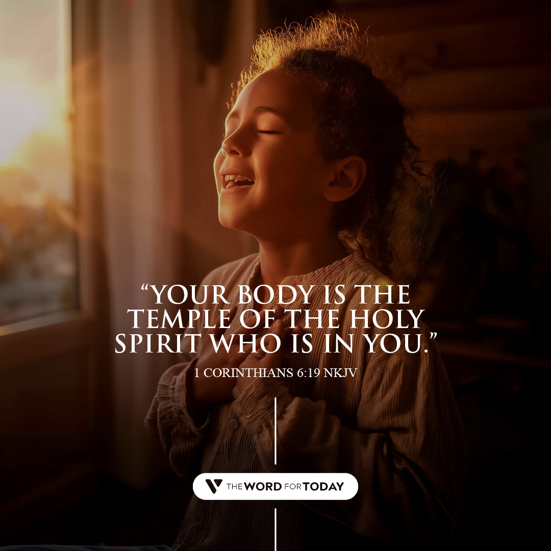 thewordfortoday's tweet image. Embrace the reality that your body is God's temple and invite His Spirit to refresh your heart and overflow through your life today.
📖 1 Corinthians 6:19 NKJV
Full devo: f.mtr.cool/eeienditum
#Holyliving #Thewordfortoday