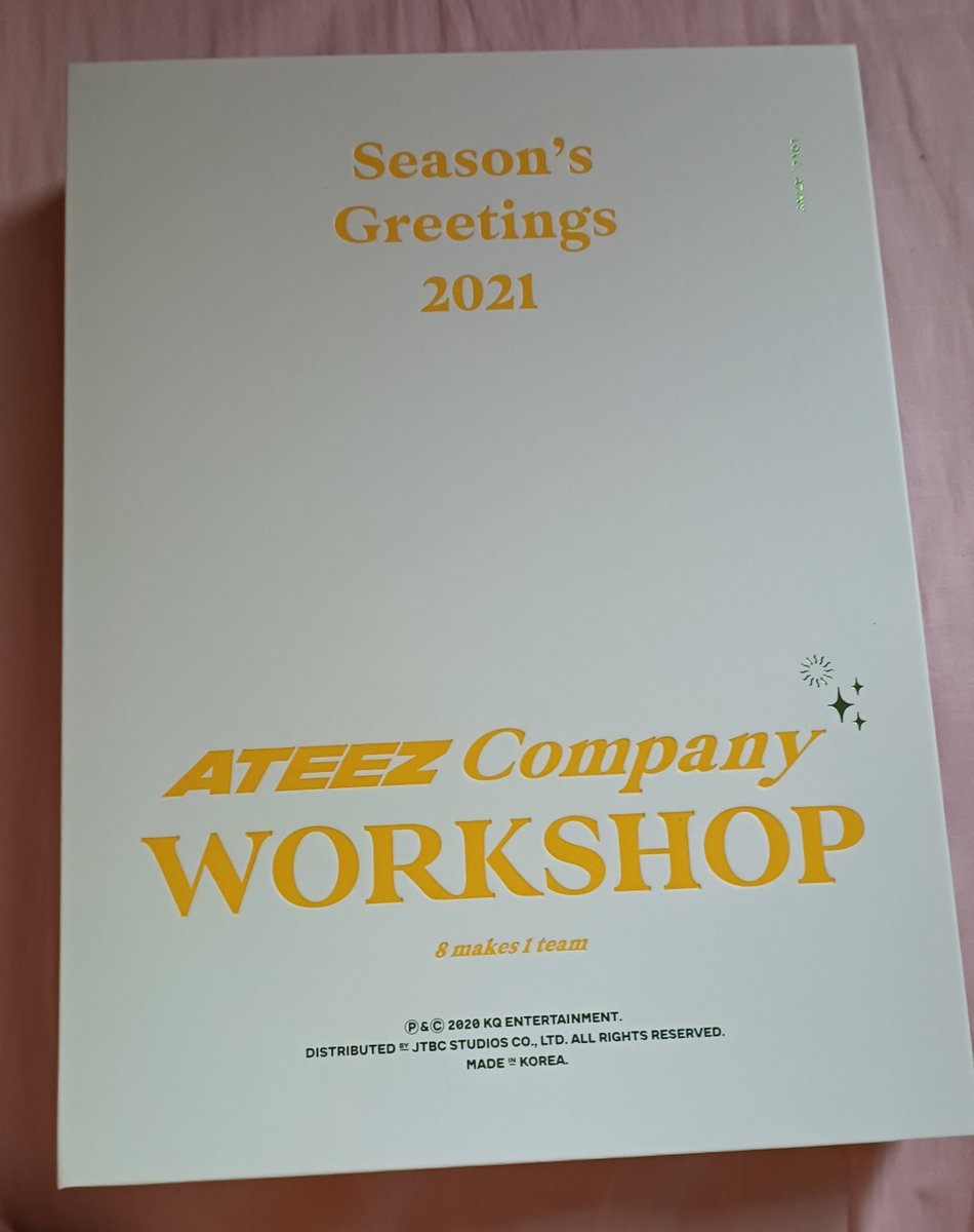 luvminki_'s tweet photo. 🍃 Vendo/Venda Ateez 🍃
❗Redução de preço❗

Season’s Greetings 2021 – R$ 190,00
Contém todos os itens exceto: photocards e moldura com foto.

Photocards Fever Part.3
Hongjoong R$25
Wooyoung R$25
Yeosang POB R$35

– Frete à parte
– Vídeos e mais fotos na dm
– Tenho feedbacks https://t.co/Vqpu5QD12j