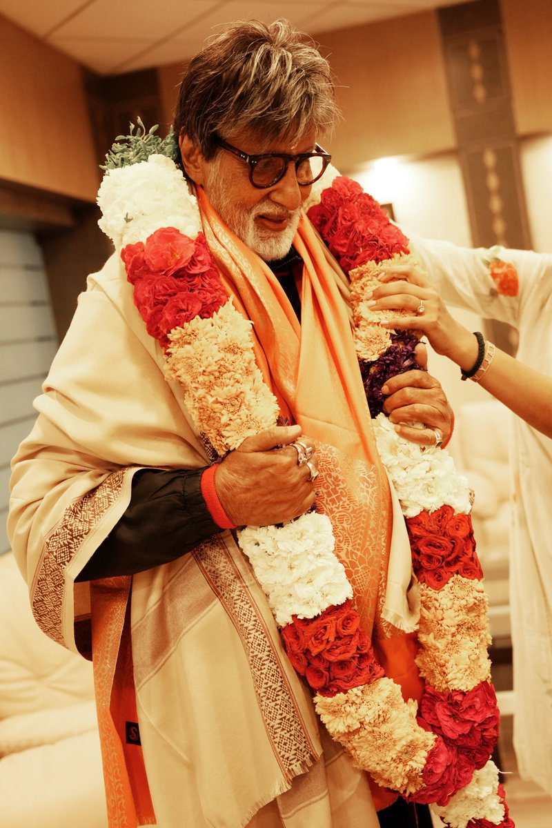 Amitabh Bachchan tweet media