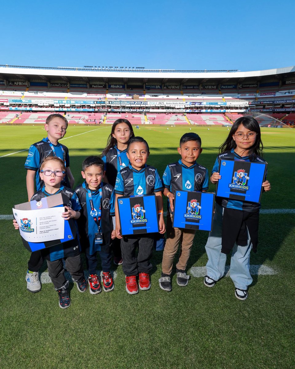 🏫🐔Nace #KikiriKids, el nuevo programa de los #GallosBlancos de #Querétaro que llevará la pasión al salón de clases 💙🖤
La iniciativa busca que los niñ<a href="/s/">『S』</a> se identifiquen con el equipo desde la escuela, con visitas, activaciones y kits que refuercen el sentido de pertenencia🐔🇪🇪