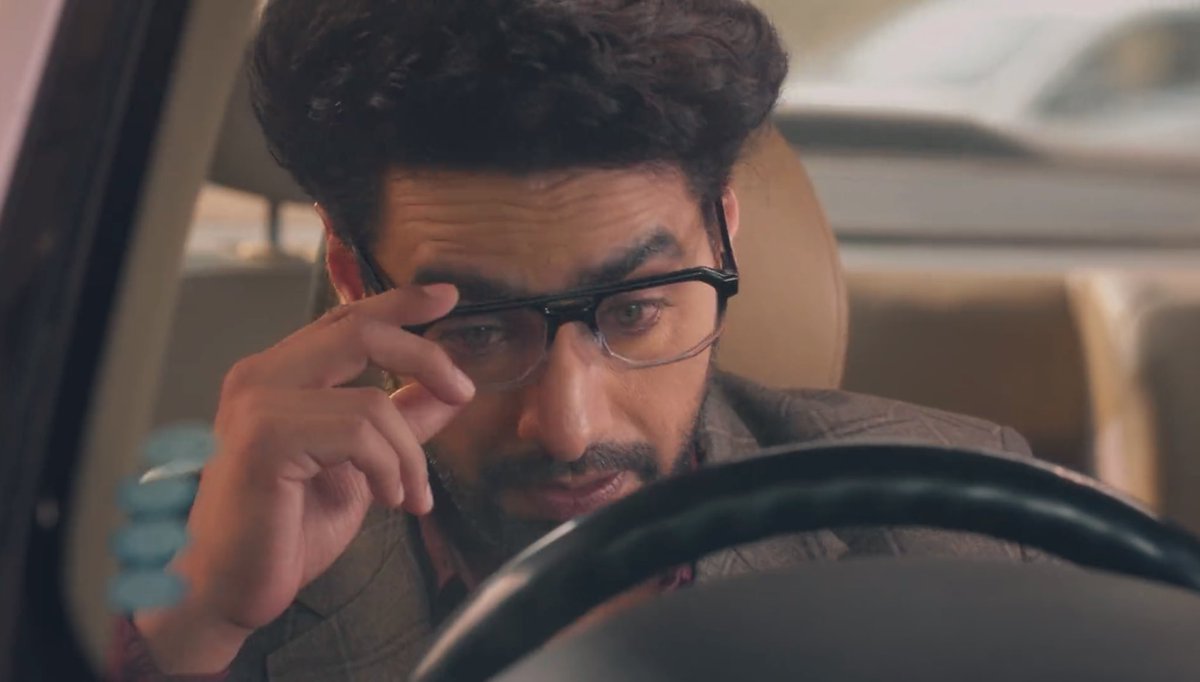 Teji_Kumari's tweet image. The way these four and the parallels served today. When I say I loved every moment, I literally loved every little moment of today. 🙌🏽🤌🏽😭🧿🧿🧿❤️ 

#Abhimaan #Abhimaanira #MuMa #YRKKH #RohitPurohit #SamridhiiShukla