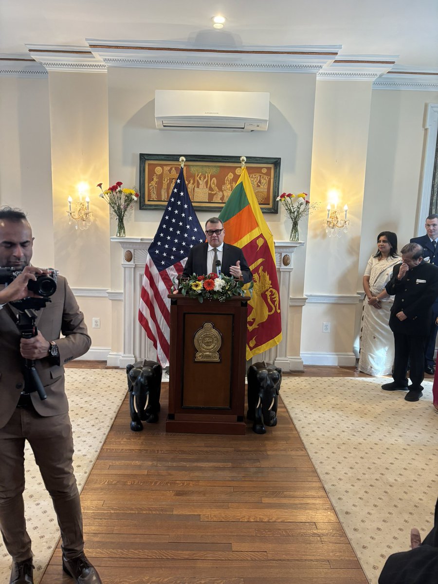 DCSecretary of State tweet media