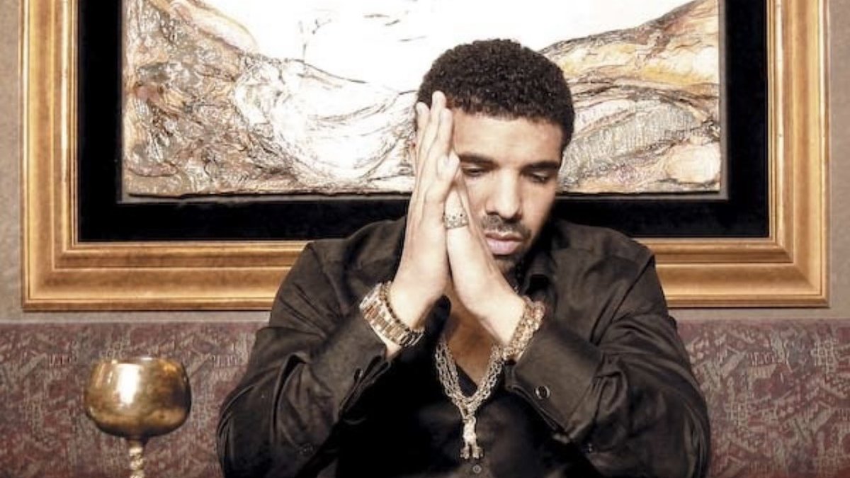 Rap's tweet photo. Best-selling rapper worldwide each year: 🌎👀

▪️Drake—2015
▪️Drake—2016
▪️Drake—2017
▪️Drake—2018
▪️Post Malone—2019
▪️Drake—2020
▪️Drake—2021
▪️Drake—2022
▪️Drake—2023
▪️Drake—2024
▪️Drake—2025

(via IFPI) https://t.co/h3amjTW7Nn