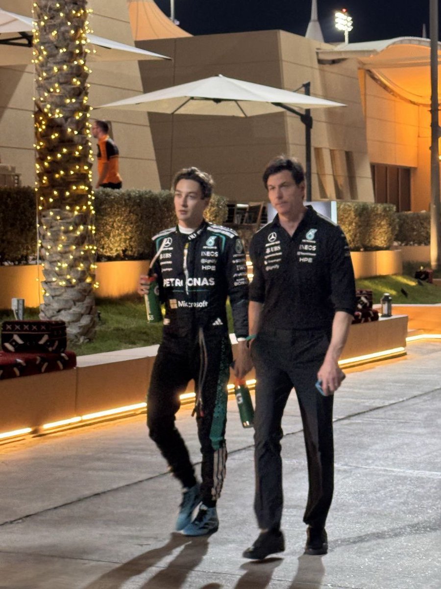 georgieporge63's tweet image. eldest daughter and her emotionally unavailable father