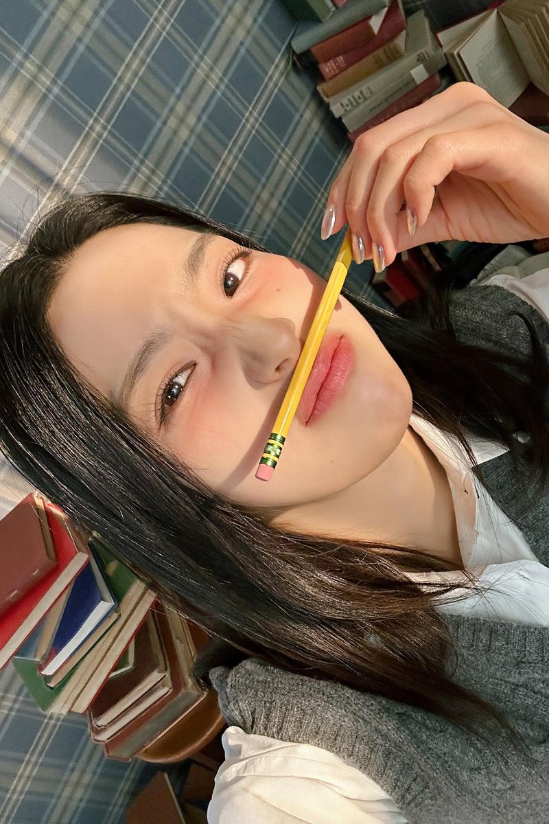 nineoneyoung's tweet photo. 롬롬롬!

(모먼티카)

#이새롬 #새롬 #롬쌔 #LEESAEROM #SAEROM https://t.co/1RujStKaFP