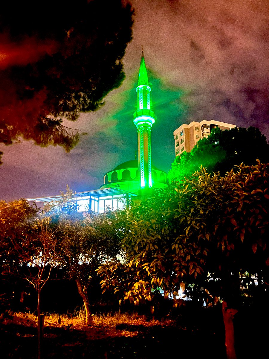 1978ahsen's tweet photo. -

;Ben niyet ettim 
    ….Sen nasip et RABBİM.

#RamazanRuhunuYaşat 
#ramazan 
#oruç 
#11ayınsultanı 
#sahur 
#iftar https://t.co/nit1CCUdFj
