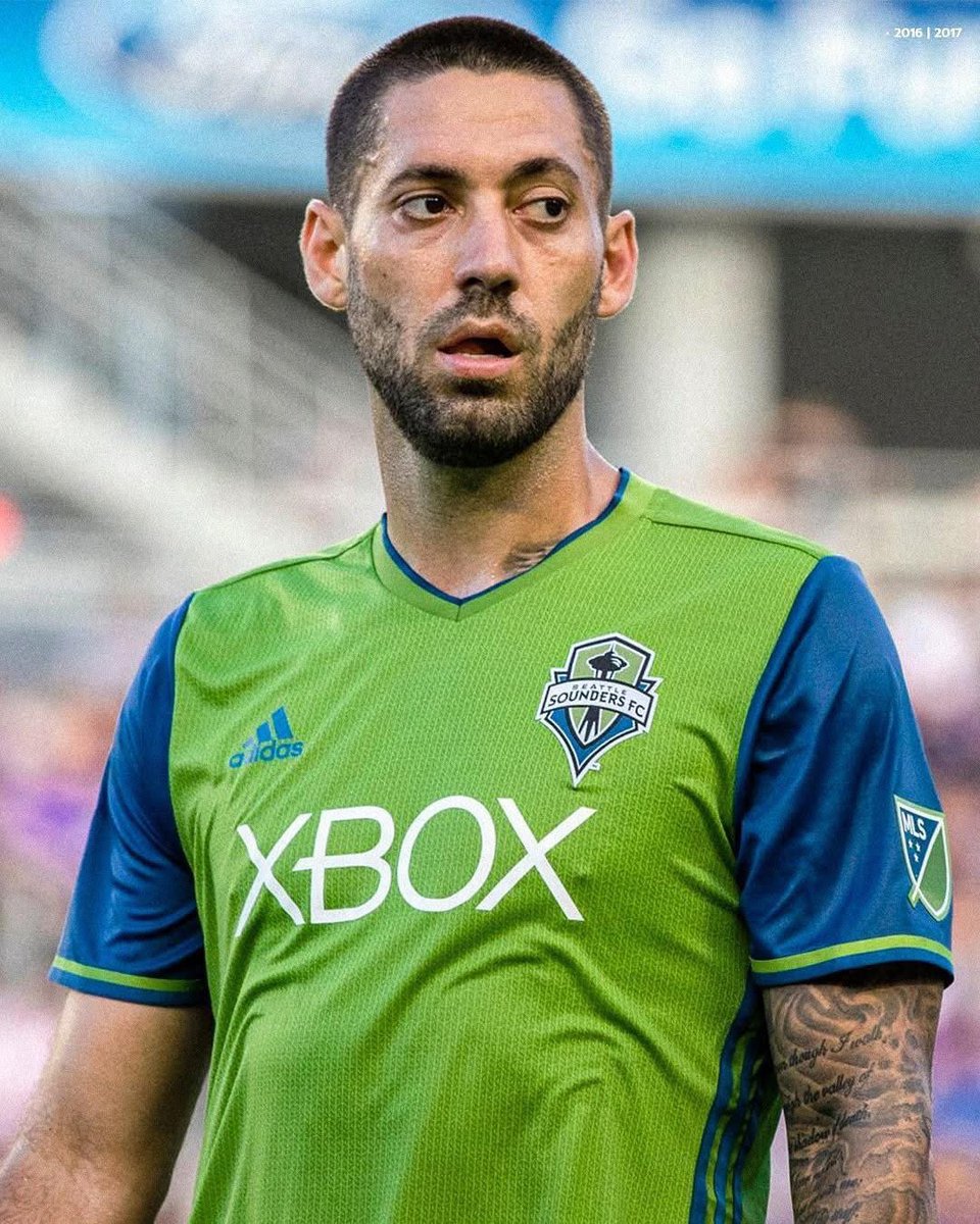 MotivacionesF's tweet photo. Solo los verdaderos fanáticos del fútbol recordarán su nombre 🇺🇸 https://t.co/I5UwKYGwyQ