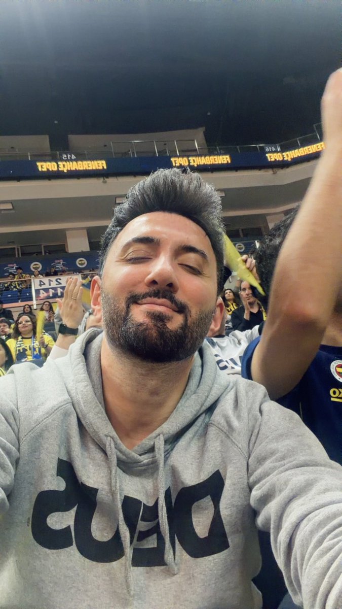 BarbarosDikmen's tweet photo. @Mel2t 😂😂😂 https://t.co/BTUfEbs7FB