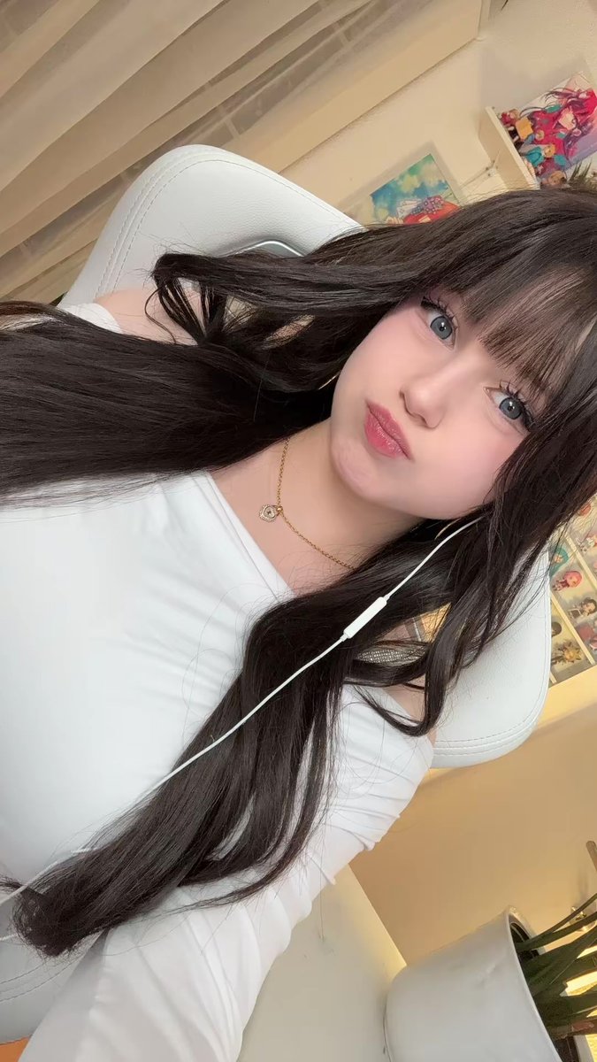 Mina 🪷 twitch.tv/upminaa tweet media