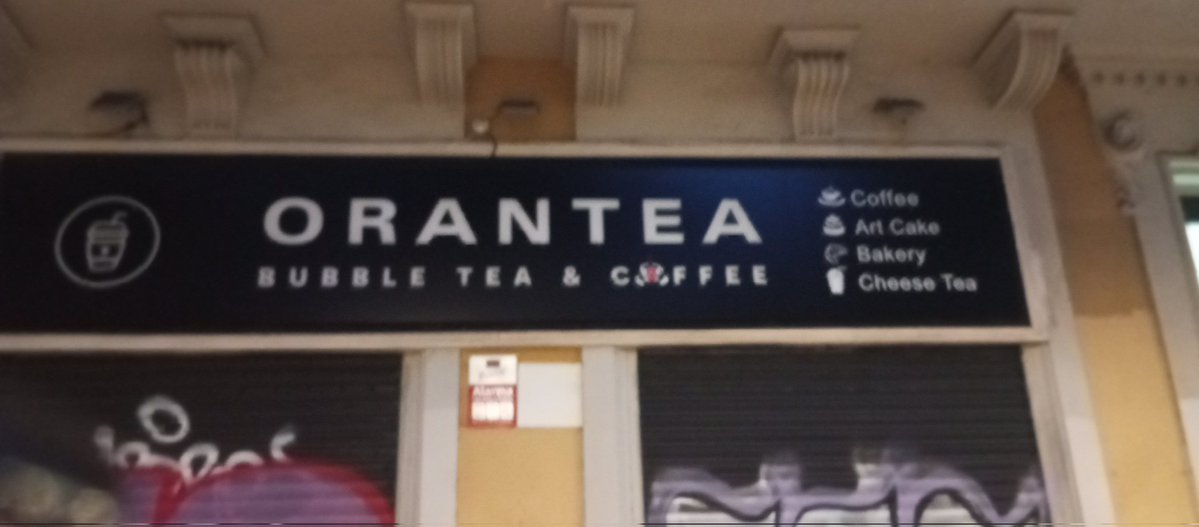 Un altre establiment que discrimina el català i incompleix la llei de Política Lingüística de Catalunya. Si voleu deixar ressenyes.
#AcciópelCatalà 
Orantea Bar Café &amp; Bubble tea share.google/mUGKQdXlbgyRuK…