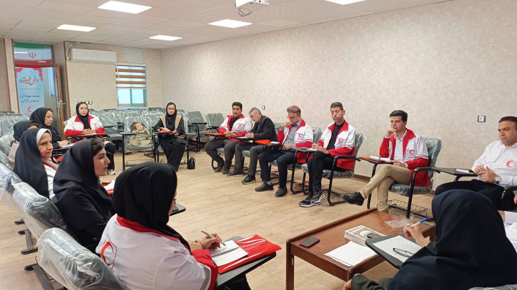 جمعیت هلال احمر استان ایلام tweet media