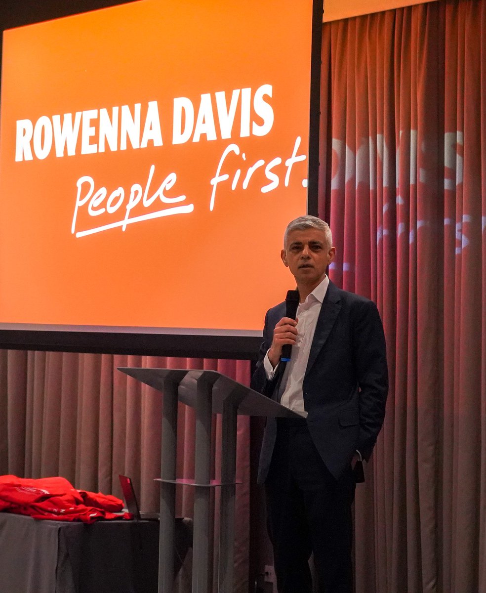 Sadiq Khan tweet media