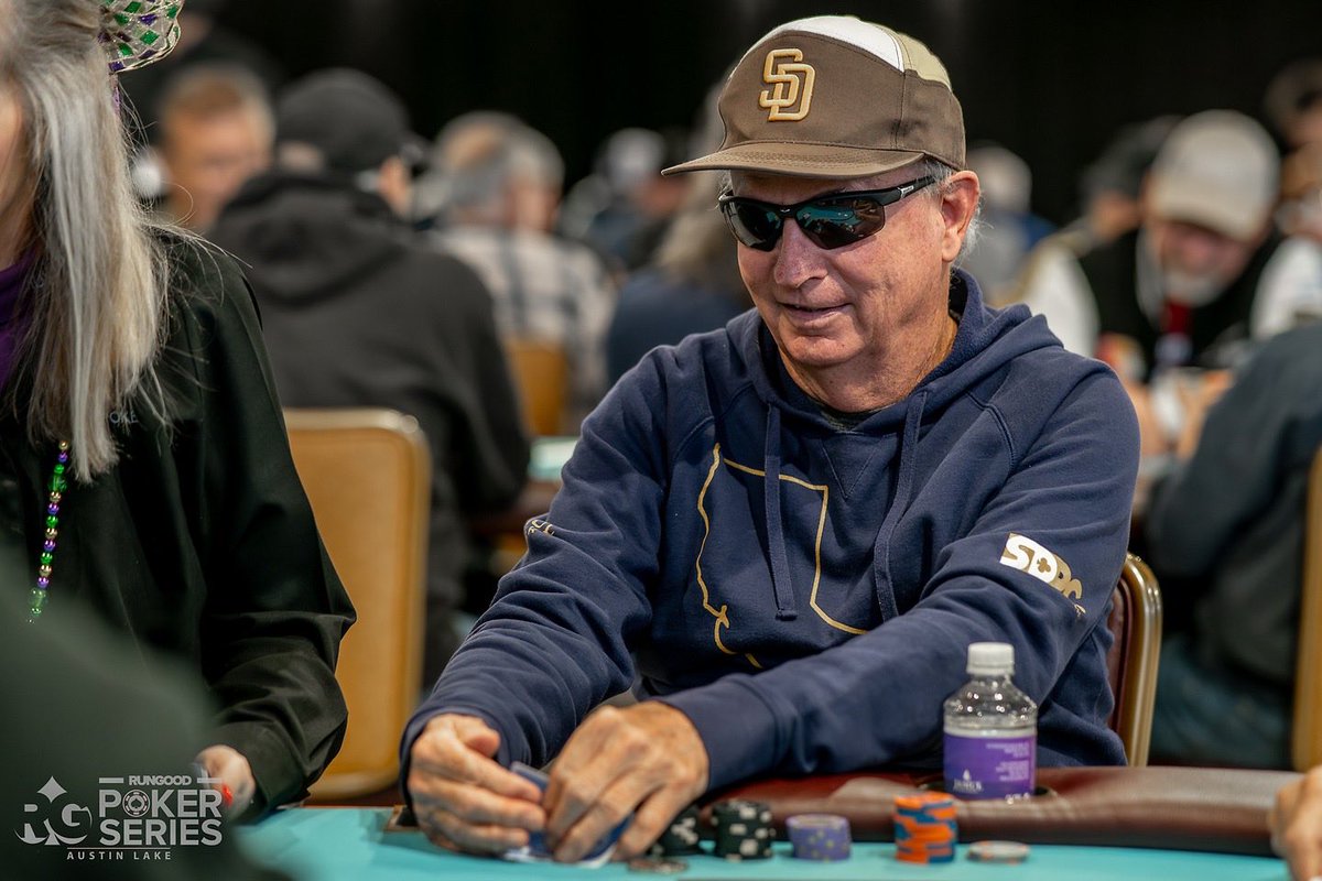 8131_Media's tweet photo. Hello San Diego! 🏝️ 

We have @AustinLakePoker snapping away at the @RGPokerSeries at @jamulcasinosd. 📸

Find and download your photo for free with the 8131 Media Photo App!

🔗: https://t.co/Ju8xMLWZjo https://t.co/fxRcAhjzKR