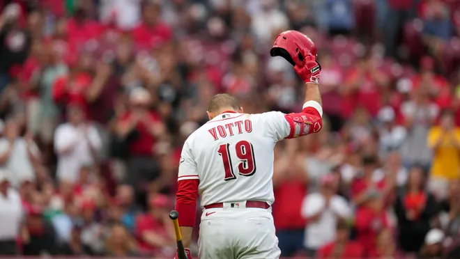 I had a dream that Joey Votto came to Opening Day this year, like a vivid one, the stadium camera pointed to him, and the #Reds ended up in the World Series. 

I feel like he has to come now...

No pressure <a href="/JoeyVotto/">Joey Votto</a> but if you aren't busy on March 26th, care to come back home?