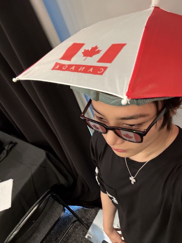 lixmusicmuse's tweet photo. OOOOO CANADAAAAAAAAA FUCCKKKKK YESSSSSSSSSSSSSS WOOOOOOOOOOOOOOOO !!!! OLE OLE OLE OLEEEEEEEE https://t.co/QMKxDJT7tS