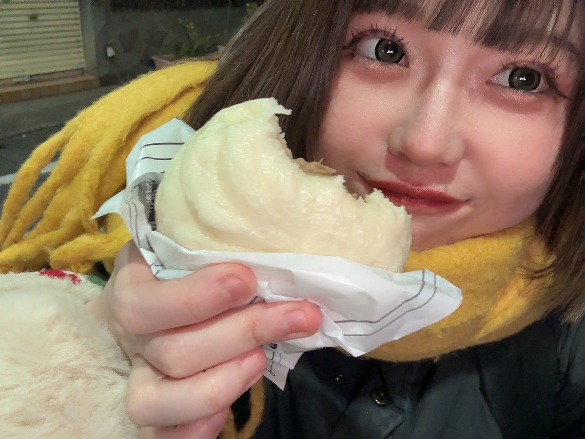 pipupopi's tweet photo. 覚えてないかわいい写真あった！肉まん！

#ちなてい https://t.co/CEb1SDhwhp