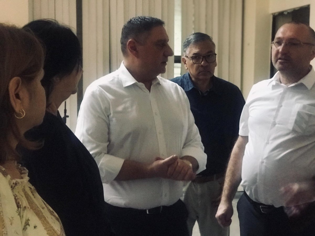 proxcorSA's tweet image. Esta mañana se sostuvo encuentro entre FGNE , Presidenta del Instituto de Formas de Gestión no Estatal , Socios y Directivos de #Proxcor S.A , con el objetivo de crear alianzas estratégicas  en este 2026 🤝✍️.
#Proxcor 
#el_arte_de_los_dulces 
#proxcorcrece 
#toco