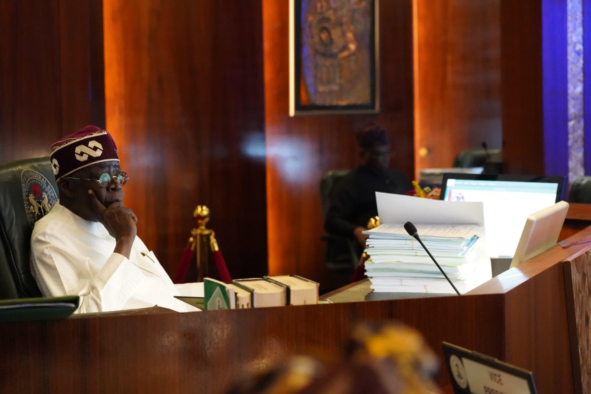 aonanuga1956's tweet photo. ￼STATEHOUSE PRESS RELEASE

PRESIDENT TINUBU SIGNS EXECUTIVE ORDER FOR DIRECT REMITTANCE OF OIL AND GAS REVENUES TO FEDERATION ACCOUNT

President Bola Tinubu has issued an executive order to safeguard and enhance oil and gas revenues for the Federation, curb wasteful spending, eliminate duplicative structures in this critical sector of the national economy, and redirect resources for the benefit of the Nigerian people.

The President signed the  EO in pursuance of Section 5 of the Constitution of the Federal Republic of Nigeria (as amended).

The Executive Order is anchored on Section 44(3) of the Constitution, which vests ownership, control, and derivative rights in all minerals, mineral oils, and natural gas in, under, and upon any land in Nigeria, including its territorial waters and Exclusive Economic Zone, in the Government of the Federation.

The directive seeks to restore the constitutional revenue entitlements of the Federal, State, and Local Governments, which were taken away in 2021 by the Petroleum Industry Act(PIA). The PIA created structural and legal channels through which substantial Federation revenues are lost through deductions, sundry charges, and fees. 

Under the current PIA framework, NNPC Limited retains 30 per cent of the Federation’s oil revenues as a management fee on Profit Oil and Profit Gas derived from Production Sharing Contracts, Profit Sharing Contracts, and Risk Service Contracts.

 In addition, the company retains 20 per cent of its profits to cover working capital and future investments.

Given the existing 20% retention, the additional 30% management fee is considered unjustified by the Federal Government, as the retained earnings are already sufficient to support the functions NNPCL performs under these contracts. 

NNPC Limited also retains another 30% of its profit oil and profit gas under the production sharing, profit sharing, and risk service contracts, as the Frontier Exploration Fund under sections 9(4) and (5) of the PIA. A fund of this size, being devoted to speculative exploration, risks accumulating large idle cash balances, which would encourage inefficient exploration spending, at a time when government resources are urgently needed for core national priorities, including security, education, healthcare, and energy transition investments.

There is also the Midstream and Downstream Gas Infrastructure Fund (MDGIF) under Section 52(7)(d) PIA, funded by the collection of gas flaring penalties provided under Section 104. The fund is to be used for supporting environmental remediation and relief for host communities impacted by gas flaring. However, section 103 of the PIA has already established a dedicated Environmental Remediation Fund, administered by NUPRC, specifically designed to fund the rehabilitation of communities negatively impacted by upstream petroleum operations, including gas flaring. Furthermore, Section 103 already imposes a fee on lessees to contribute to this fund for precisely this purpose.
 
All these deductions far exceed global norms and effectively divert more than two-thirds of potential remittances to the Federation Account. The continuing decline in net oil revenue inflows is largely attributable to these deductions and fragmented oversight under the current PIA architecture.

The Executive Order aims to resolve, among others, the duplicative 30 per cent deduction for Profit Sharing arrangements by addressing overlapping and redundant provisions across all relevant laws and regulatory instruments under the PIA framework and NNPC Limited’s governing structure. The objective is to eliminate unjustified multiple layers of deductions that erode revenues that ought to accrue to the Federation Account, enabling the three tiers of government to pursue critical national priorities.

The President has identified structural concerns regarding the continued role of NNPC Limited as a concessionaire under Production Sharing Contract arrangements. The existing framework, which allows the company to influence operating costs while simultaneously functioning as a commercial entity, creates potential competitive distortions and undermines its transition into a fully commercial operator as envisioned under the PIA.

The Executive Order, therefore, introduces immediate measures to curb leakages, enhance transparency, eliminate duplicative structures, and reposition NNPC Limited strictly as a commercial enterprise, while safeguarding the Federation’s interests.

In rolling out the order, the President affirmed that the reforms are of urgent national importance, given their implications for national budgeting, debt sustainability, economic stability, and the overall well-being of Nigerians. 

President Tinubu noted that his administration will also undertake a comprehensive review of the Petroleum Industry Act in consultation with relevant stakeholders to address identified fiscal and structural anomalies.

According to the Presidential Executive Order, which has been officially gazetted, NNPC Limited will no longer collect and manage the 30% Frontier Exploration Fund.  NNPC Limited will ensure that the 30% profit from oil and gas from production sharing, profit sharing, and risk service contracts currently earmarked for the frontier exploration fund is henceforth transferred to the Federation Account.

 NNPC Limited will no longer be entitled to the 30% management fee on profit oil and profit gas revenues, which should go to the federation account. 

In the same vein, all operators/contractors of oil and gas assets held under a production sharing contract shall, from the date of the Executive Order, which is February 13, 2026, pay Royalty Oil, Tax Oil, Profit Oil, Profit Gas, and any other interest howsoever described which is due to the government of the federation directly to the Federation Account.

President Tinubu has also suspended payments of the Gas Flare Penalty into the Midstream and Downstream Gas Infrastructure Fund. The Commission shall, from the date of the Executive Order, pay proceeds from all penalties imposed on operators for flaring gas into the Federation Account and cease payment of such proceeds into the Midstream and Downstream Gas Infrastructure Fund (MDGIF). All expenditure from the MDGIF shall be conducted in line with extant public procurement laws, policies and regulations.

President Tinubu has approved the constitution of a joint project team to execute integrated petroleum operations. The Commission shall serve as the interface with licensees and lessees in respect of integrated operations where upstream and midstream petroleum operations are fully combined.

 President Tinubu approved the establishment of an implementation committee to oversee and ensure the effective, coordinated implementation of the executive order. The members of the committee include the Minister of Finance and Coordinating Minister of the Economy, the Attorney-General of the Federation and Minister of Justice, the Minister of Budget and National Planning and the Minister of State, Petroleum Resources (Oil). Other members of the Committee are the Chairman, Nigeria Revenue Service; a Representative of the Ministry of Justice; the Special Adviser to the President on Energy; and the Director-General, Budget Office of the Federation. The latter will provide a secretariat to the committee.

Bayo Onanuga
Special Adviser to the President

(Information and Strategy)

February 18, 2026