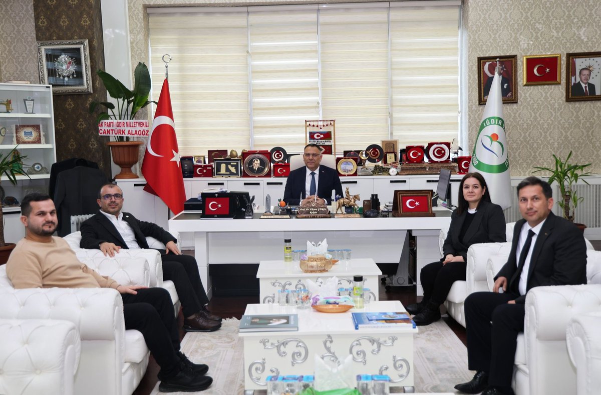 igdir_uni's tweet photo. Üniversitemiz, Avrupa Birliği’nin en prestijli araştırma fonlarından biri olan Ufuk Avrupa Programı kapsamında önemli bir başarıya imza attı. 
Detaylar için: https://t.co/rHiazrxZ6C
@EkremGurel https://t.co/Y5xdjbc0Cx