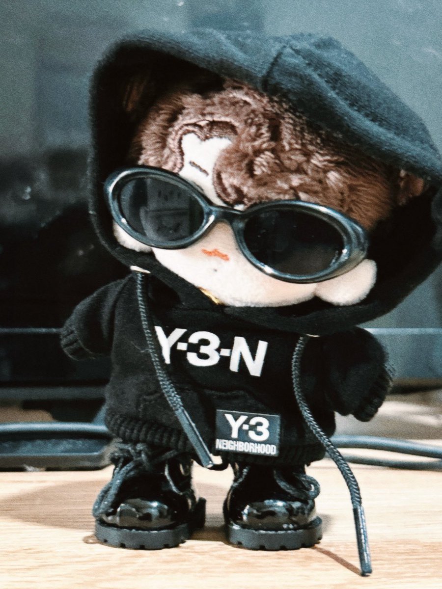 cee 🐶 | ʟᴀʏᴏᴠᴇʀ ᴠ (not active) (@taekoomeow) / Posts / X