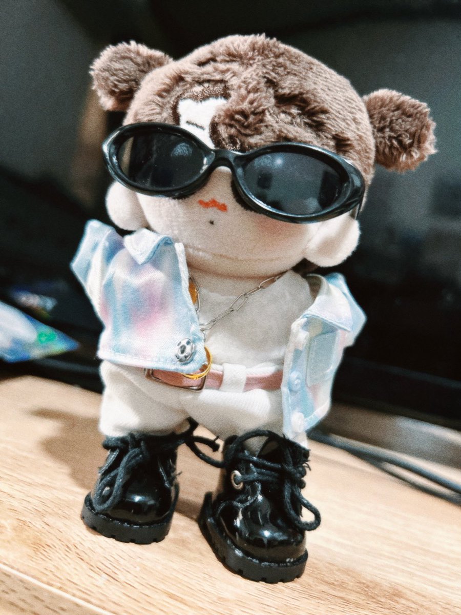 cee 🐶 | ʟᴀʏᴏᴠᴇʀ ᴠ (not active) (@taekoomeow) / Posts / X
